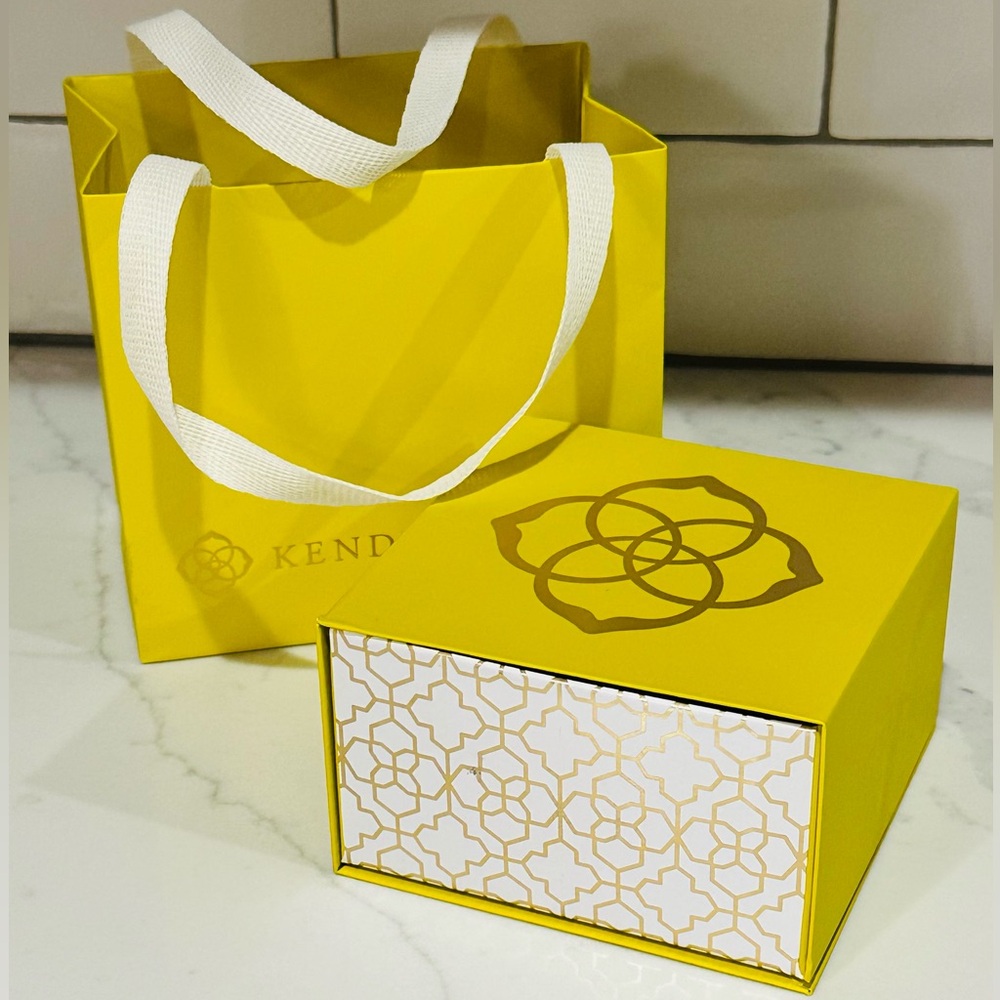 Kendra Scott Bright Yellow Empty Jewelry Gift Box with Gold Emblem and Bag